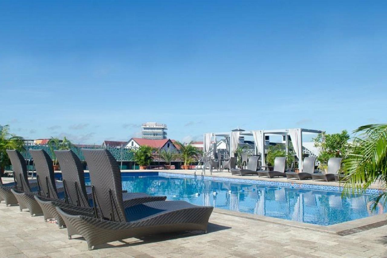 Radisson Hotel Paramaribo Esterno foto