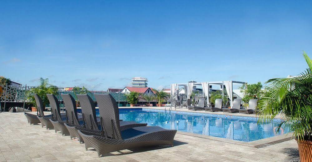 Radisson Hotel Paramaribo Esterno foto